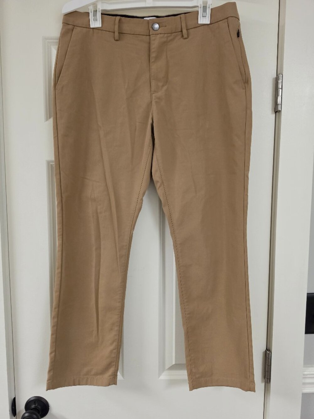 Old Navy Straight Ultimate Tech Slim Chino Pants, 34x30, tan color